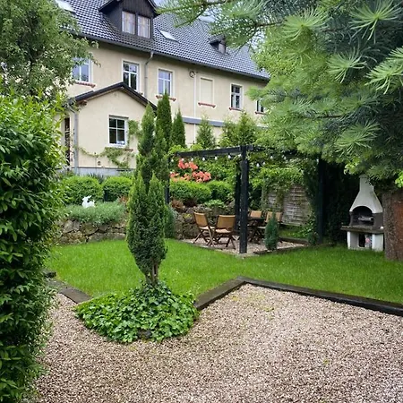 Sudeckie Nad Zalewem * Sosnówka