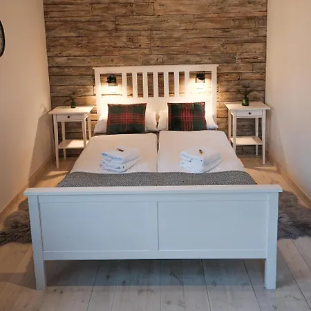 Sudeckie Nad Zalewem