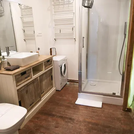 Apartament Sudeckie Nad Zalewem Sosnówka