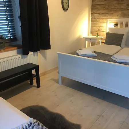 Sudeckie Nad Zalewem * Sosnówka