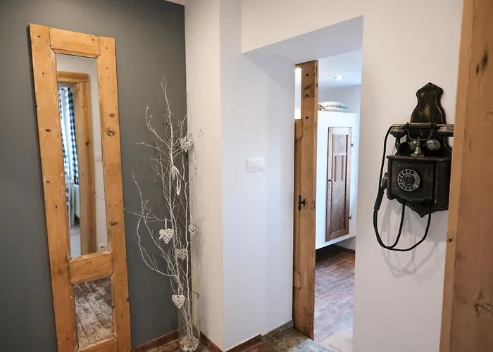 Apartament Sudecki Nad Zalewem Miedzy Karpaczem A Szklarska Poreba Z Wlasnym Ogrodem Appartamento *